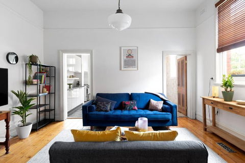 Iconic Lygon Street Home - Accommodation Whitsundays 0