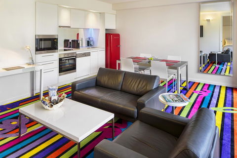 ADGE Apartment Hotel - Accommodation Whitsundays 2