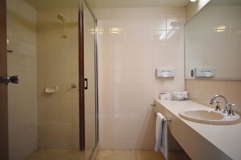 Admiral Motel Bunbury - Accommodation Whitsundays 3