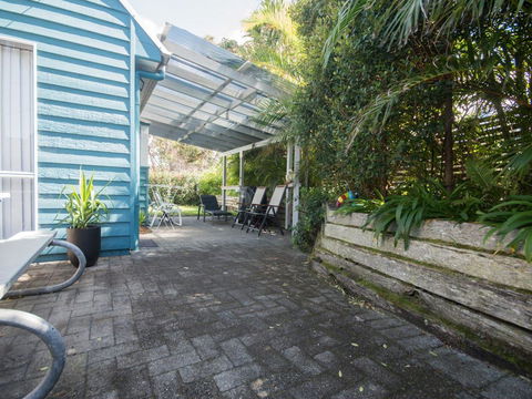 Affordable Twin Peaks 1 - Accommodation Whitsundays 1