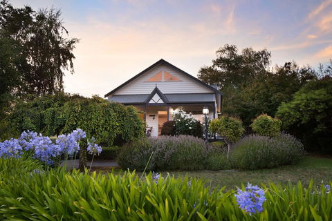 Aggies Way Daylesford - Accommodation Whitsundays 1