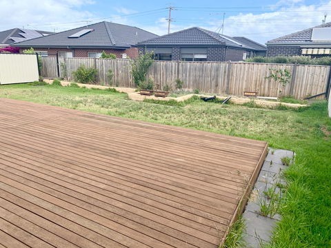 AHA Family Holiday House With Huge Backyard - Accommodation Whitsundays 1