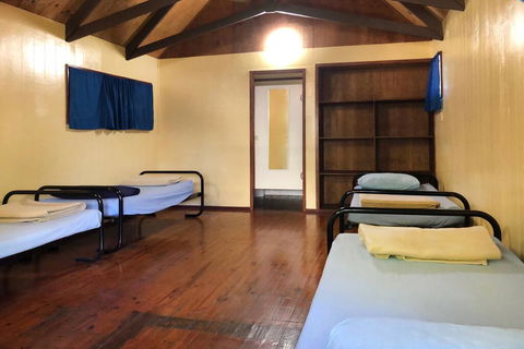 Airlie Beach Magnums - Accommodation Whitsundays 2