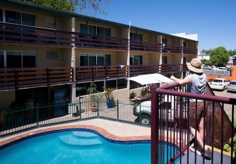 Airlie Beach YHA - Accommodation Whitsundays 0