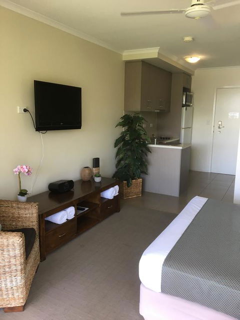 Airlie Central Apartments - Accommodation Whitsundays 0