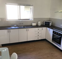 Airlie Getaway Unit 1 - Accommodation Whitsundays