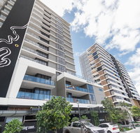 AirTrip Apartments at Woolloongabba - Accommodation Whitsundays