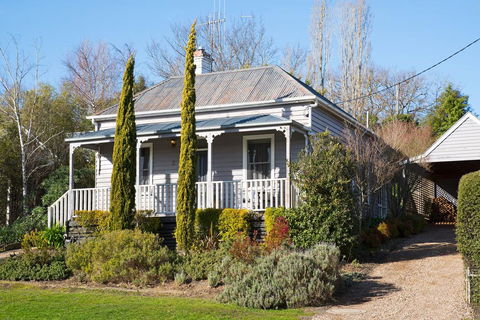 Albion - Accommodation Whitsundays 0