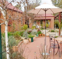 Albury Cottages - Accommodation Whitsundays