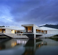 Alkira Award Winning Luxury Beachfront Rainforest Holiday House - Accommodation Whitsundays