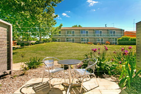 Alloggio Bathurst (previously Bathurst Apartments) - Accommodation Whitsundays 0
