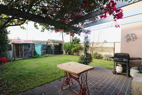 Alloway - Accommodation Whitsundays 0