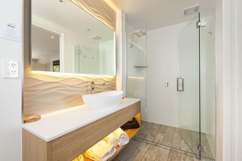 Allure On Ocean Motel - Accommodation Whitsundays 3
