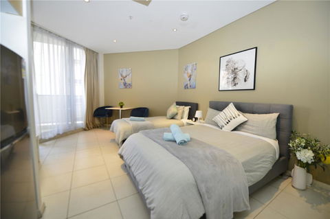 Alora Studio In Sydney Central - Darling Harbour - Accommodation Whitsundays 0