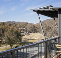 Alpine Lake Retreat - Accommodation Whitsundays