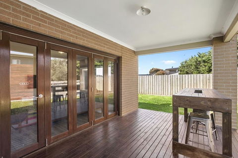 Alyxia Escape 15 - Accommodation Whitsundays 0