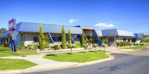 Amaroo Motel - Accommodation Whitsundays 1