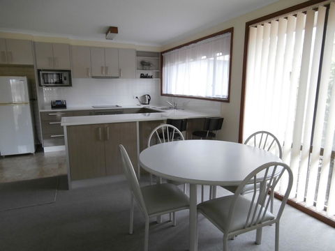 Anchorbell Holiday Apartments - Accommodation Whitsundays 1