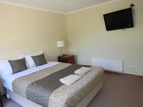 Annies Holiday Units - Accommodation Whitsundays 2