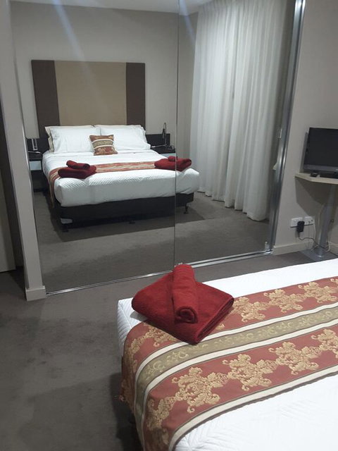 APARTMENT@96 - Accommodation Whitsundays 2