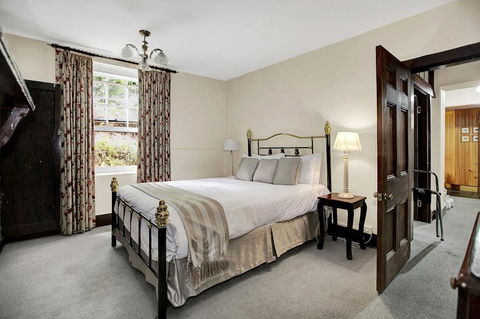 Apartments At York Mansions - Accommodation Whitsundays 1