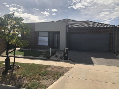 Apple House Tarneit North - Accommodation Whitsundays 1