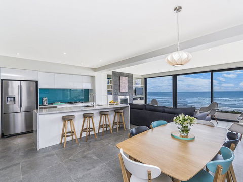 Aqua Mist Seascape - Accommodation Whitsundays 2