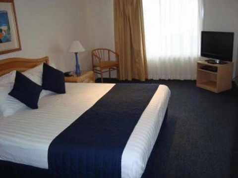 Aqualuna Beach Resort - Accommodation Whitsundays 1