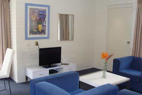 Aquarius Resort - Accommodation Whitsundays 2