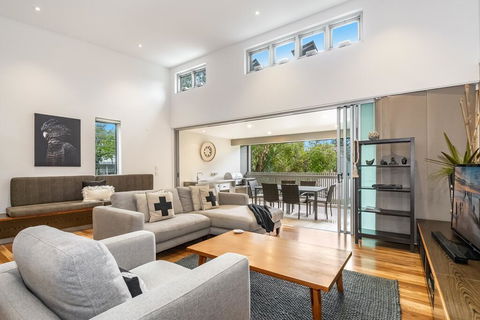 Aquawaters@Belongil - Accommodation Whitsundays 1