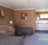 Arcadia Motor Inn - Accommodation Whitsundays