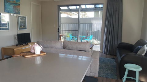 Ashford House - Accommodation Whitsundays 0
