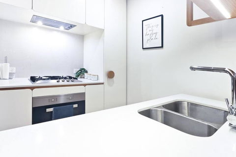 Luxury Apartment In Mel East With Special Kids Bed - Accommodation Whitsundays 1