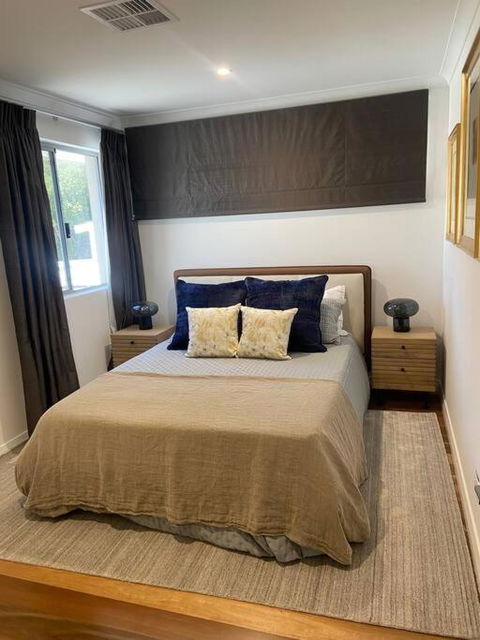 Luxury Executive Home With Pool - Accommodation Whitsundays 2