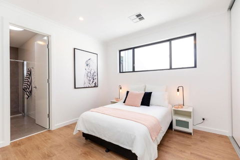 Luxury Private Ensuite Room Close To Airport,City, Genelg Beach - Accommodation Whitsundays 0