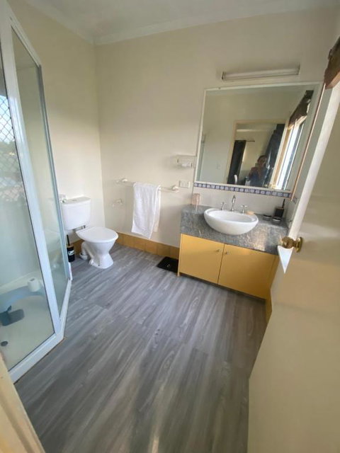 Master Ensuite And Private Balcony - Accommodation Whitsundays 2