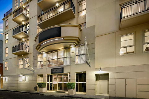 Melbourne Carlton Central Apartment Hotel Official - Accommodation Whitsundays 1