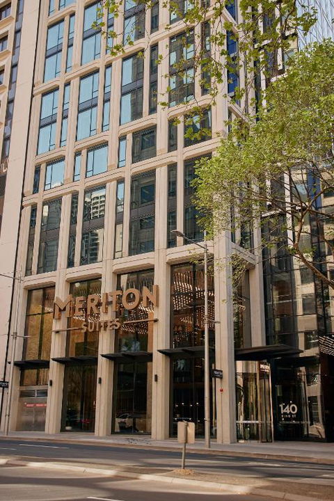 Meriton Suites Melbourne - Accommodation Whitsundays 1