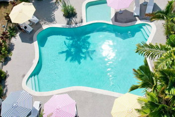 Mission Beach Hideaway Holiday Village with Accommodation Whitsundays