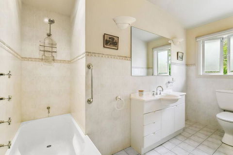 MUS14 - 2 Bedroom Apartment - Muston Street, Mosman - Accommodation Whitsundays 1