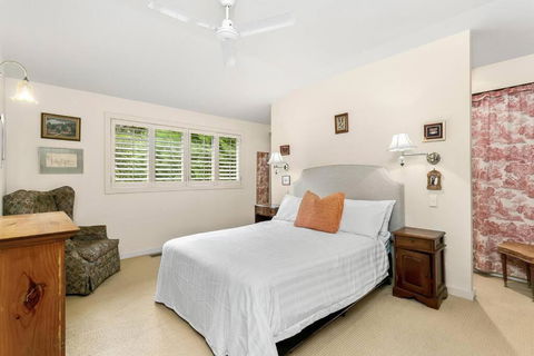 MUS14 - 2 Bedroom Apartment - Muston Street, Mosman - Accommodation Whitsundays 2