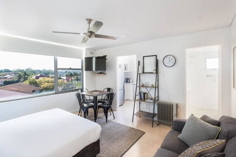 Mosman Bay Magic - Harbourview Studio With Rooftop - Accommodation Whitsundays 0