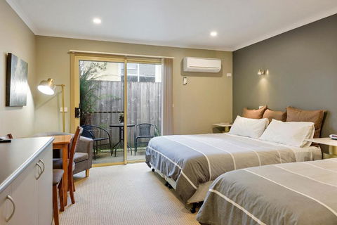 Motel Strahan - Accommodation Whitsundays 2