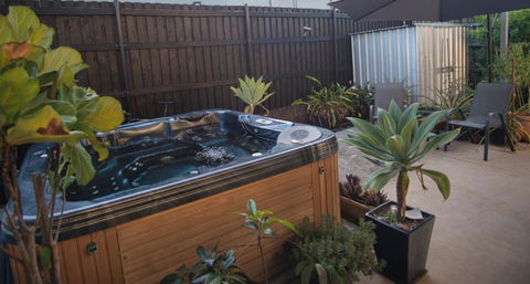 Mount Gravatt Guesthouse - Accommodation Whitsundays 3