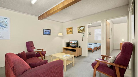 Myee Court - Accommodation Whitsundays 3