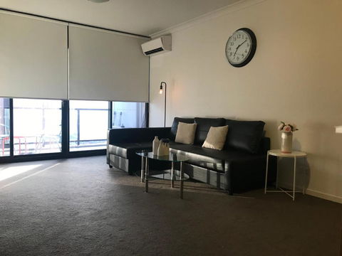 New Luxurious Skyview 2Bedroom Apartment Liverpool - Accommodation Whitsundays 3