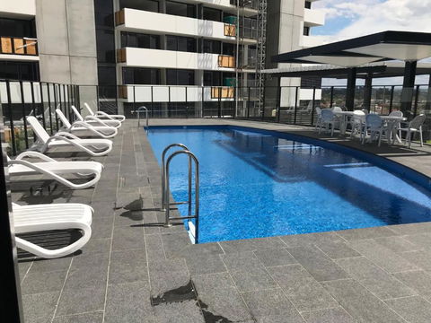 New Luxurious Skyview 2Bedroom Apartment Liverpool - Accommodation Whitsundays 2