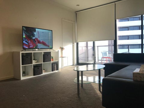 New Luxurious Skyview 2Bedroom Apartment Liverpool - Accommodation Whitsundays 1