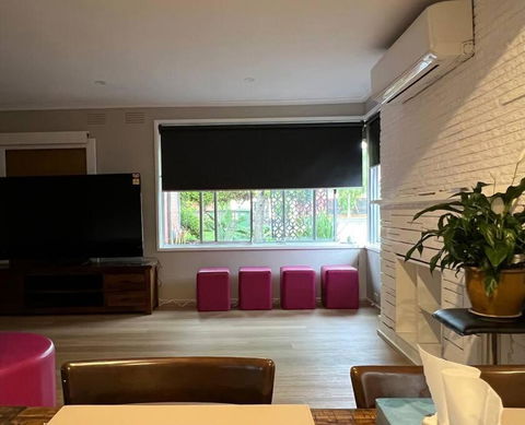 Newly Refurbished House- SuperFast Internet - Accommodation Whitsundays 3