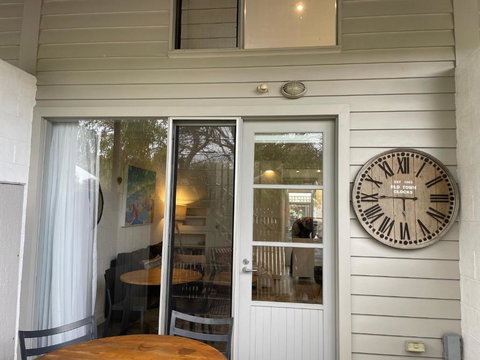 Ocean Beach Stays Sorrento - Accommodation Whitsundays 2